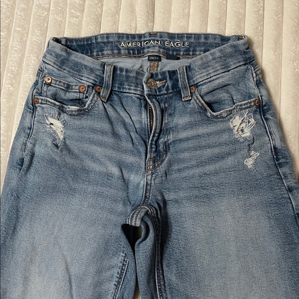 American Eagle Curvy Straight Jean | Size 2 Regular - Picture 4 of 9